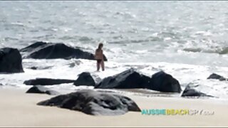 Uma mulher enorme que vídeos pornô brasileiros grátis te faz afogar de prazer